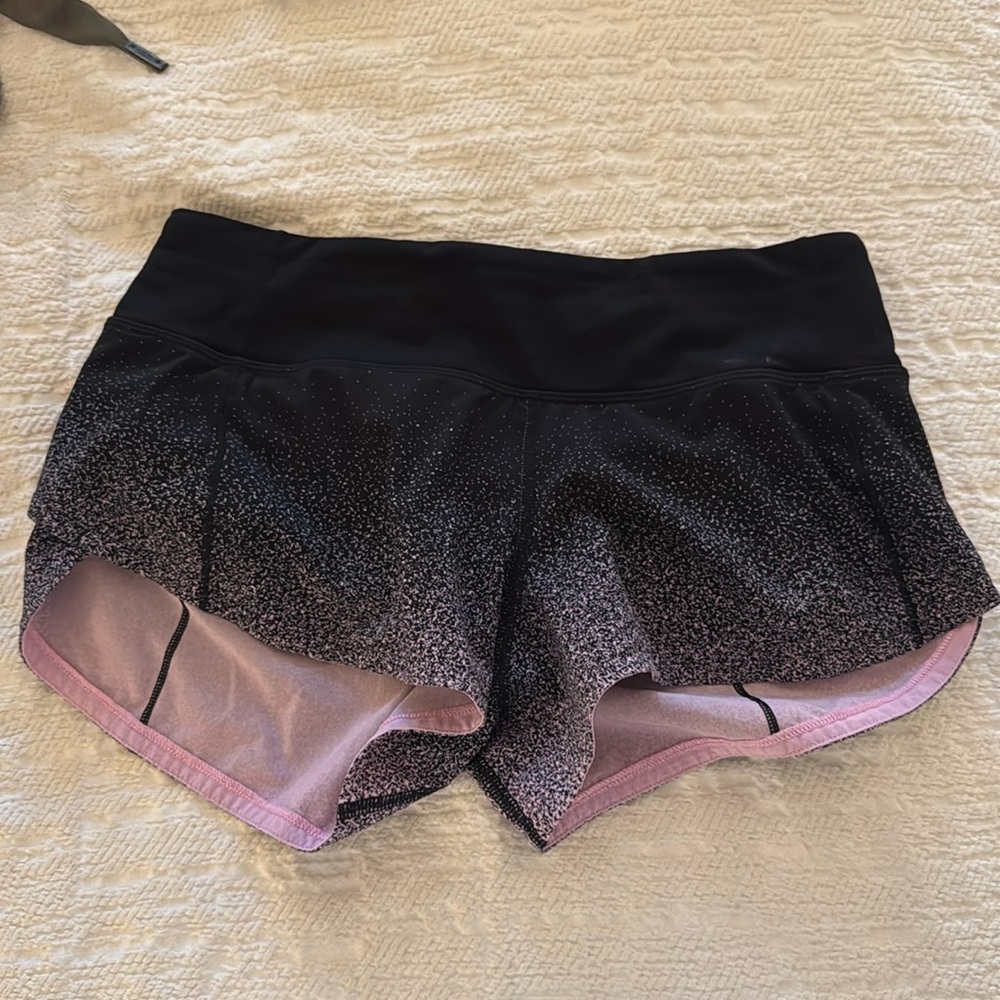 Size 4 lululemon shorts speckled pink and black